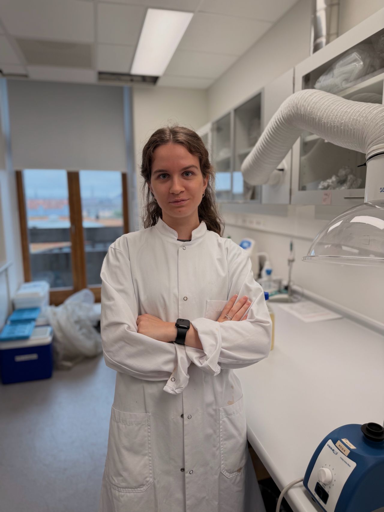 Tina Treimane in the laboratory at NTS Analytica